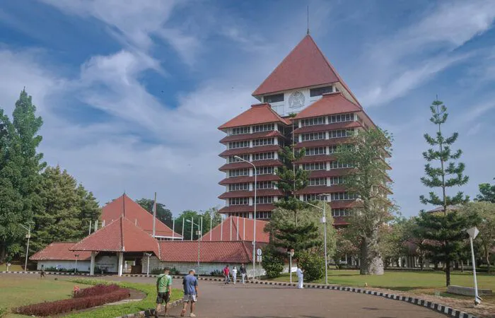 1. Universitas Indonesia