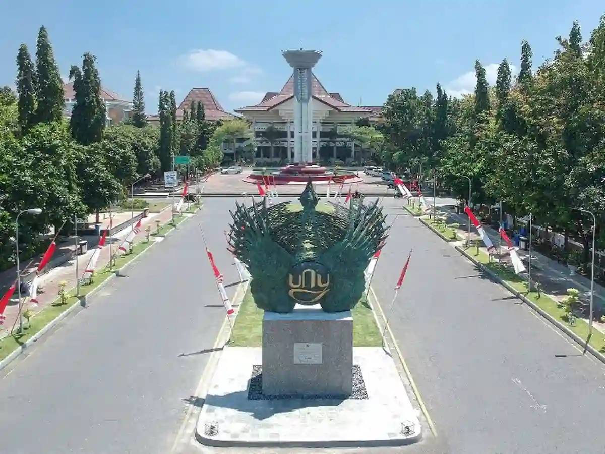 15. Universitas Negeri Yogyakarta