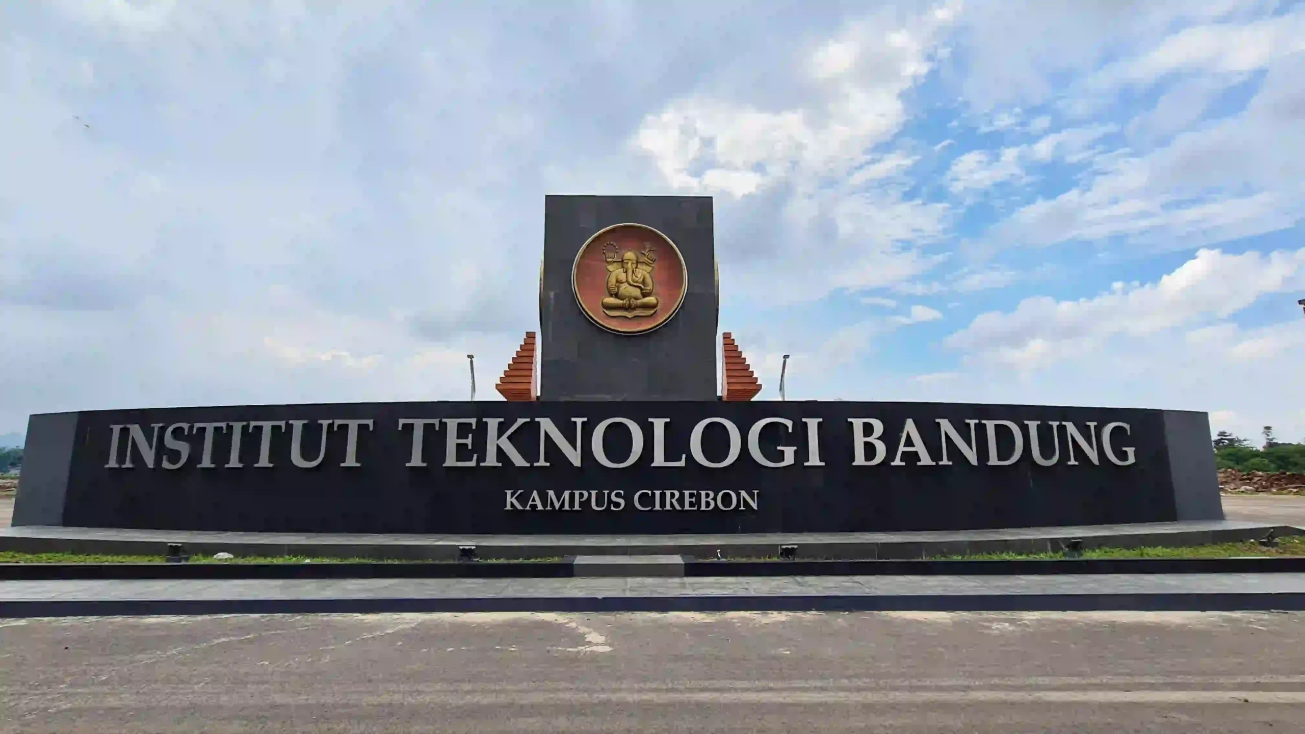 20. Institut Teknologi Bandung