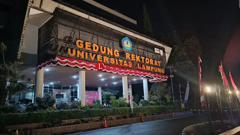 33. Universitas Lampung