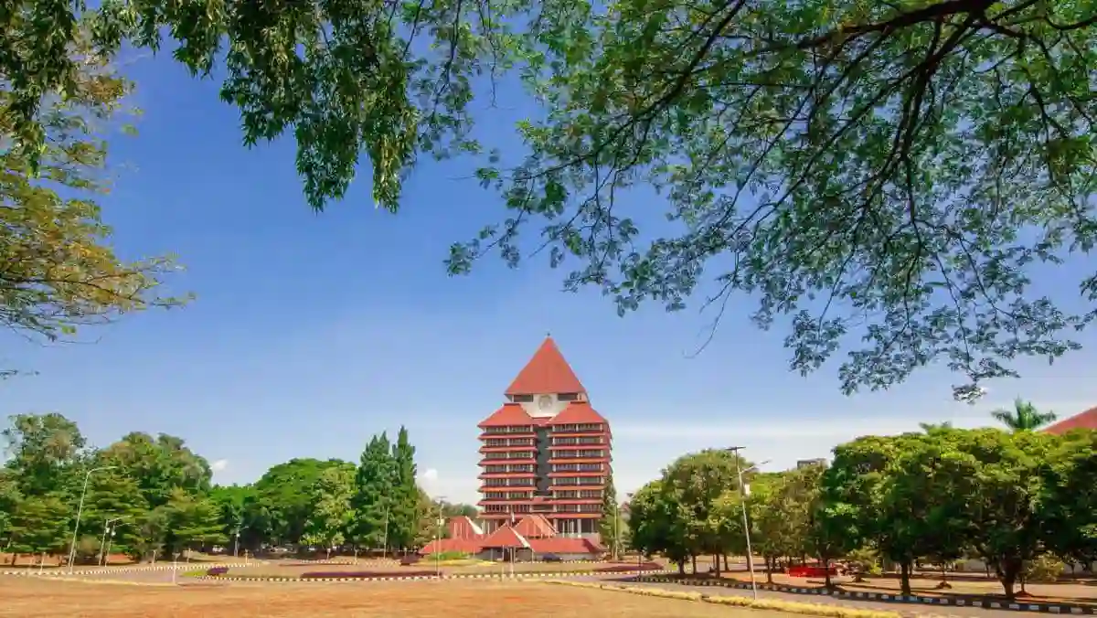 6. Universitas Indonesia