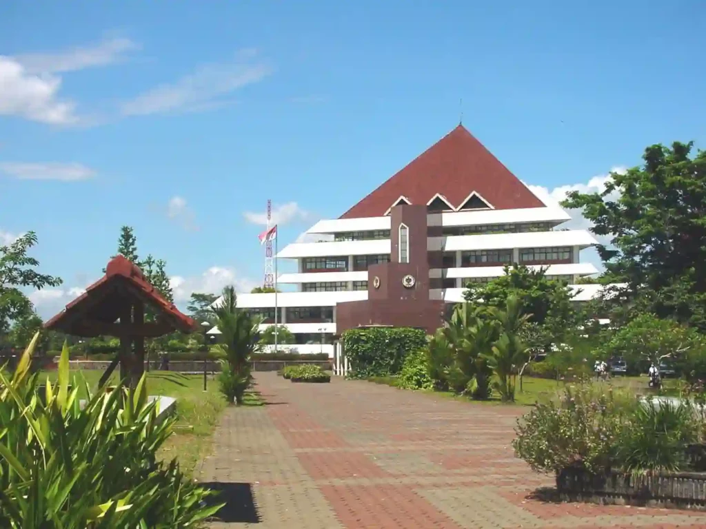 9. Institut Pertanian Bogor