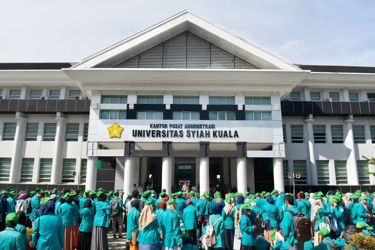 91.Universitas Syiah Kuala