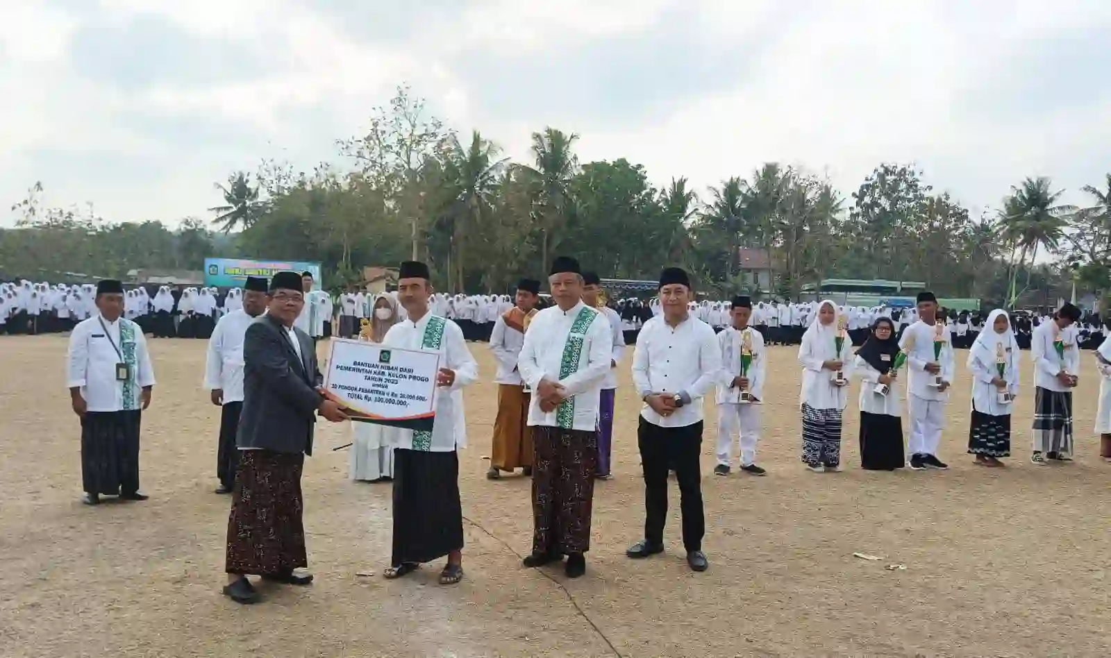 2. Nama Angkatan Islami