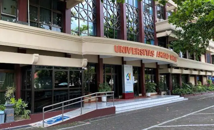 Universitas Ahmad Dahlan