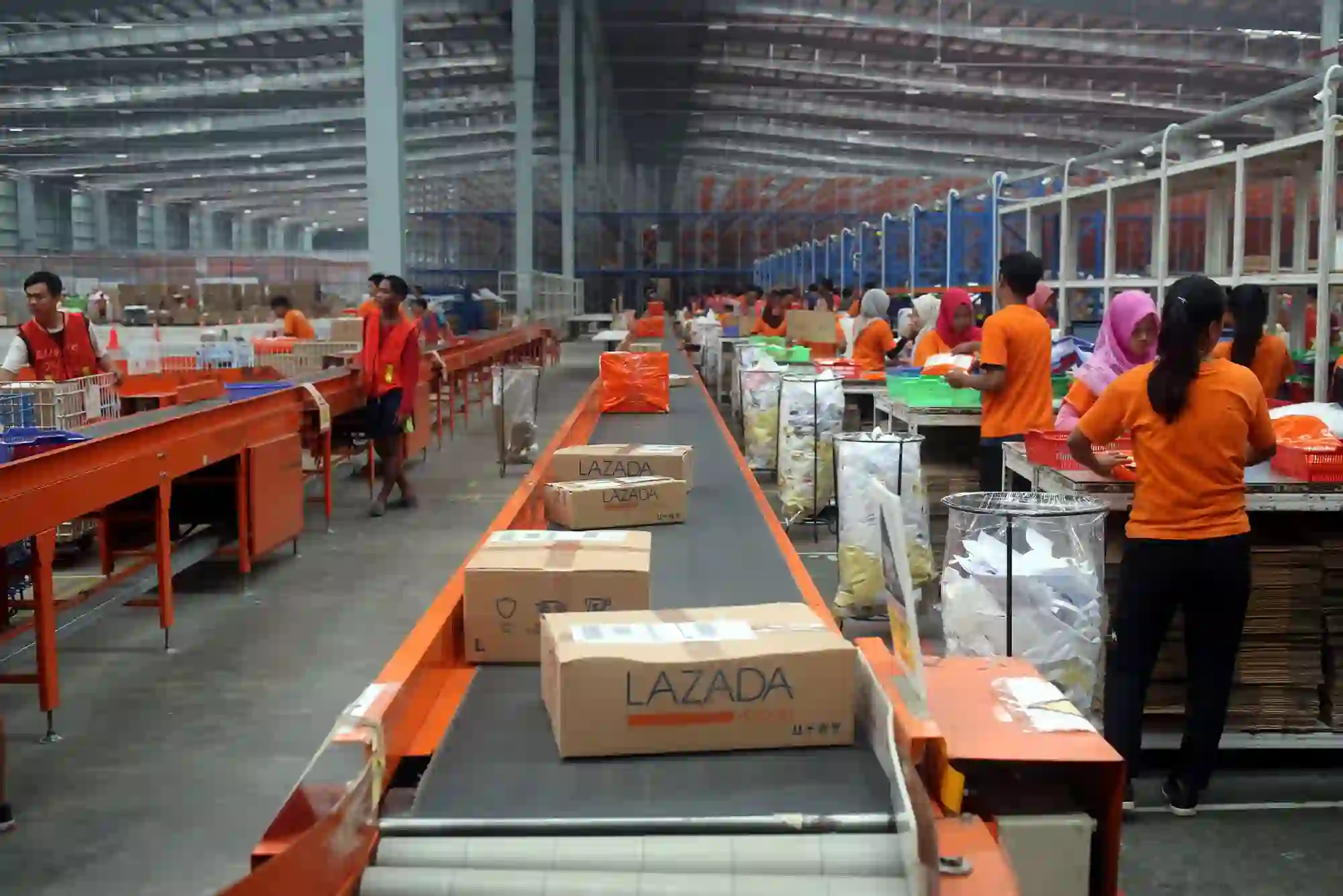 Gaji Gudang Lazada Depok Terbaru