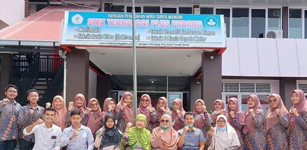 PPDB SMK Teknologi Plus Padang