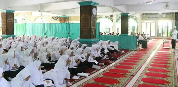 Fasilitas Pesantren Assidiqiyah