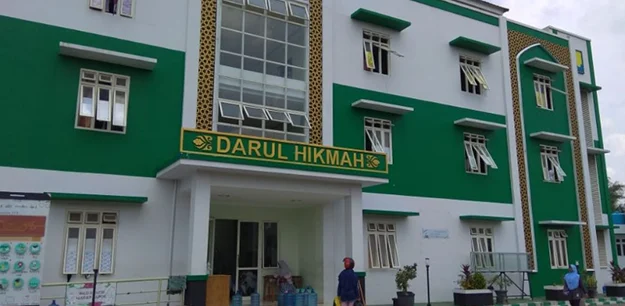 Pondok Modern Darul Hikmah