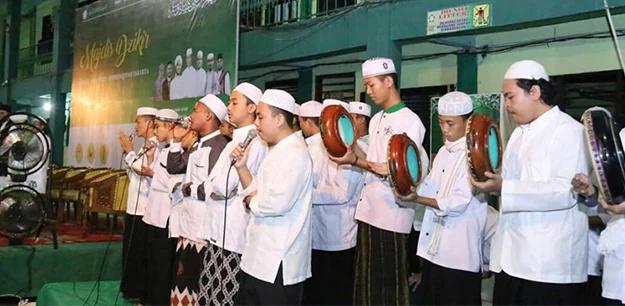 Rincian Biaya Masuk Pesantren Assidiqiyah